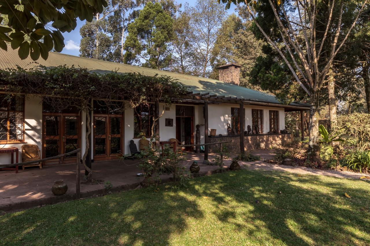 Travellers Rest Hotel Kisoro Экстерьер фото