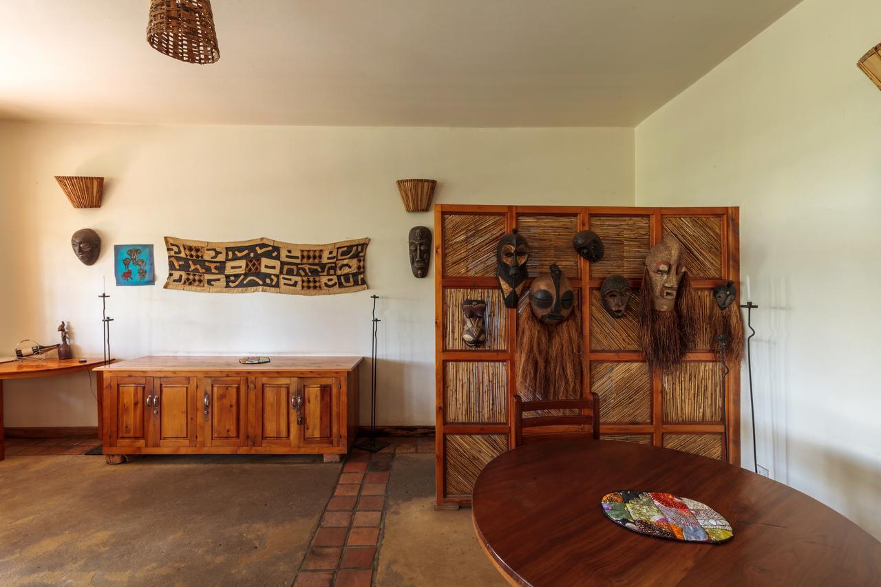 Travellers Rest Hotel Kisoro Экстерьер фото